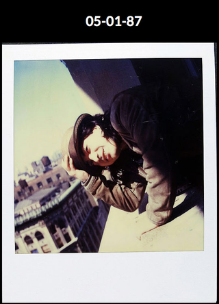 Illustration for article titled The guy who took a Polaroid every day